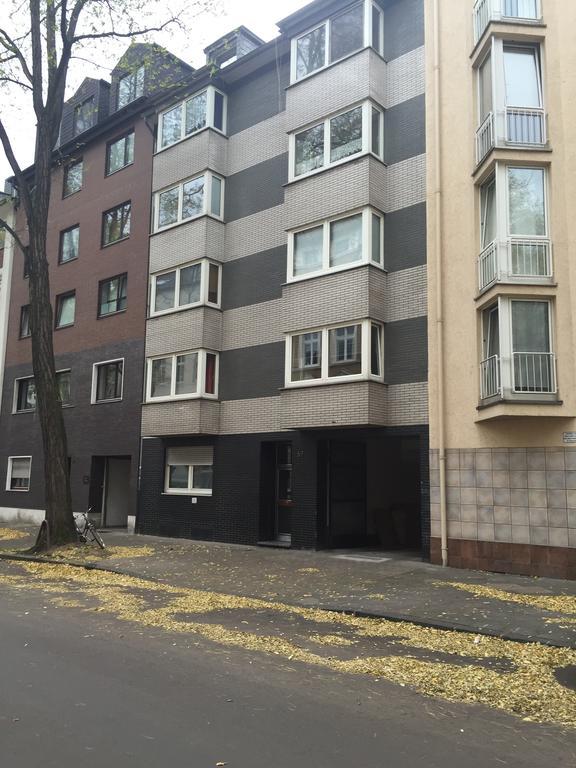 Apartment Maximilians Düsseldorf Rom bilde