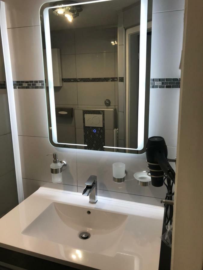 Apartment Maximilians Düsseldorf Eksteriør bilde
